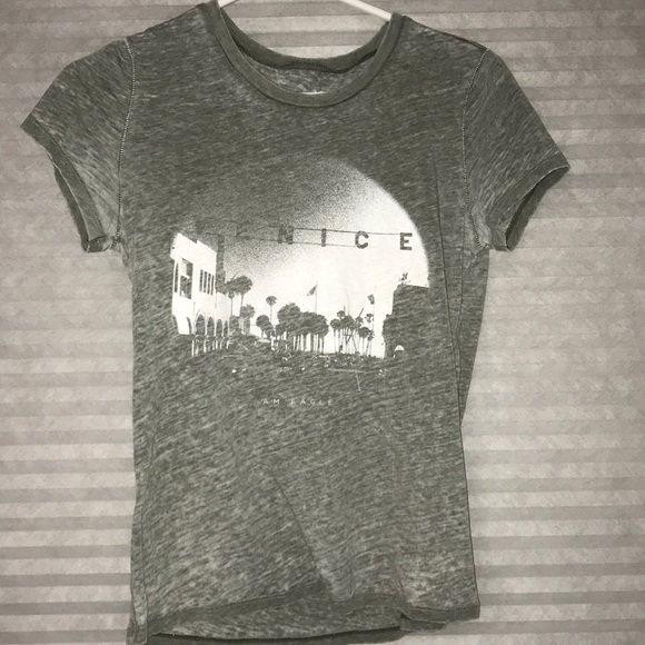 Women’s American Eagle Venice CA tee - Picture 1 of 3